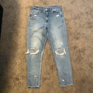 American Eagle Mom Jean